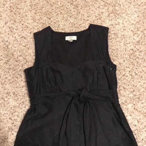 Loft - Black Sleeveless Top Ties in front -size 6P - Picture 7 of 14